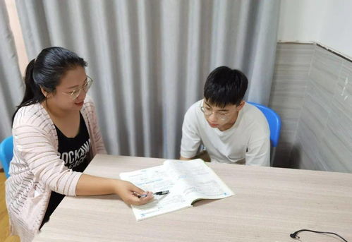 金橋?qū)W子的一天 精品保障教育下的成長(zhǎng)軌跡