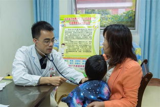 守護呼吸健康，共筑生命防線——我院成功舉辦世界肺炎日義診咨詢與健康教育活動